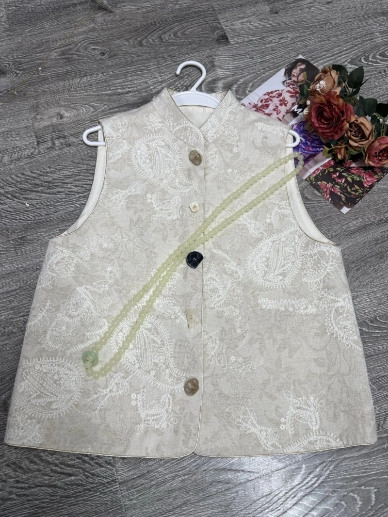 Chanel Vest UrbanChic 110142