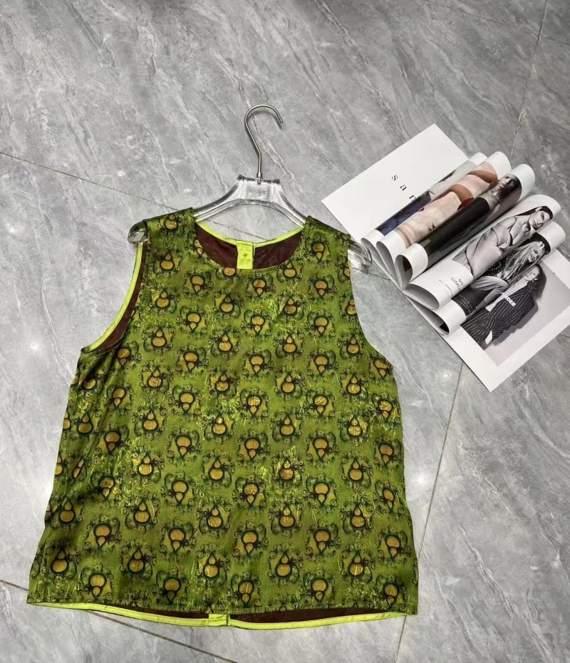 Chanel Vest TimelessDesign 110111