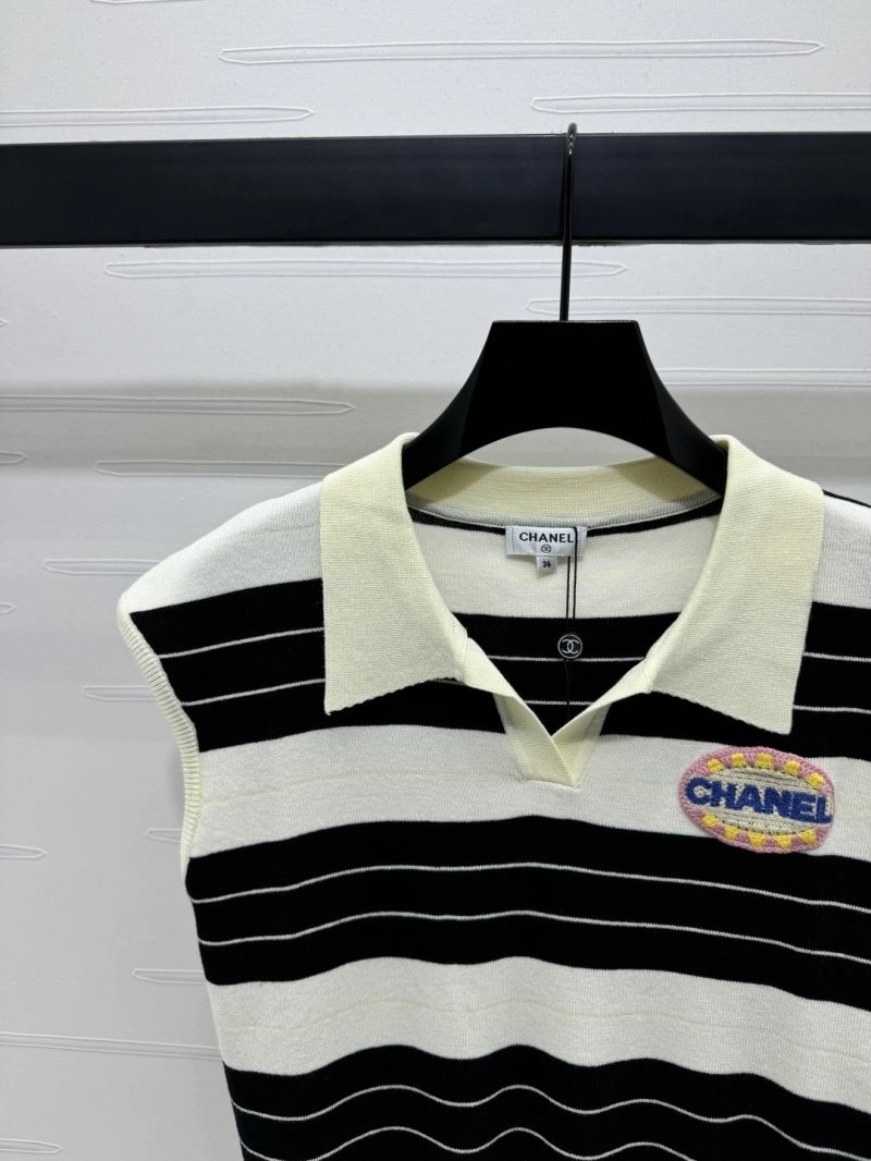 Minimalist Chanel Vest 110108