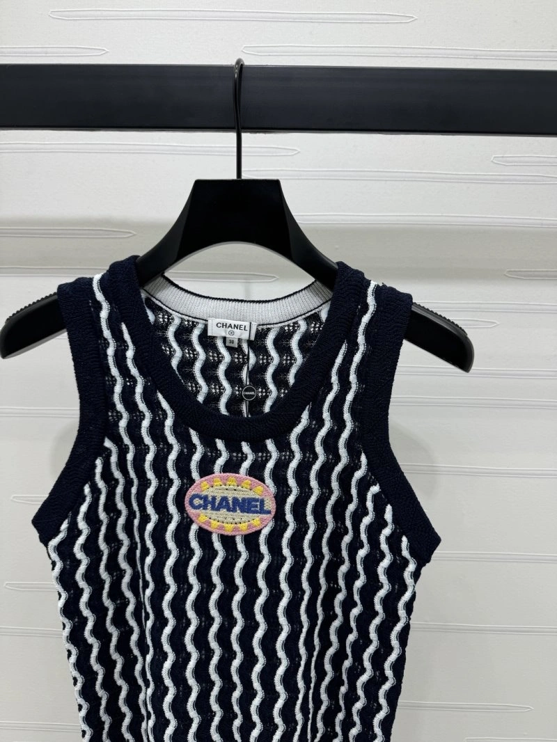Cozy Chanel Vest 110104