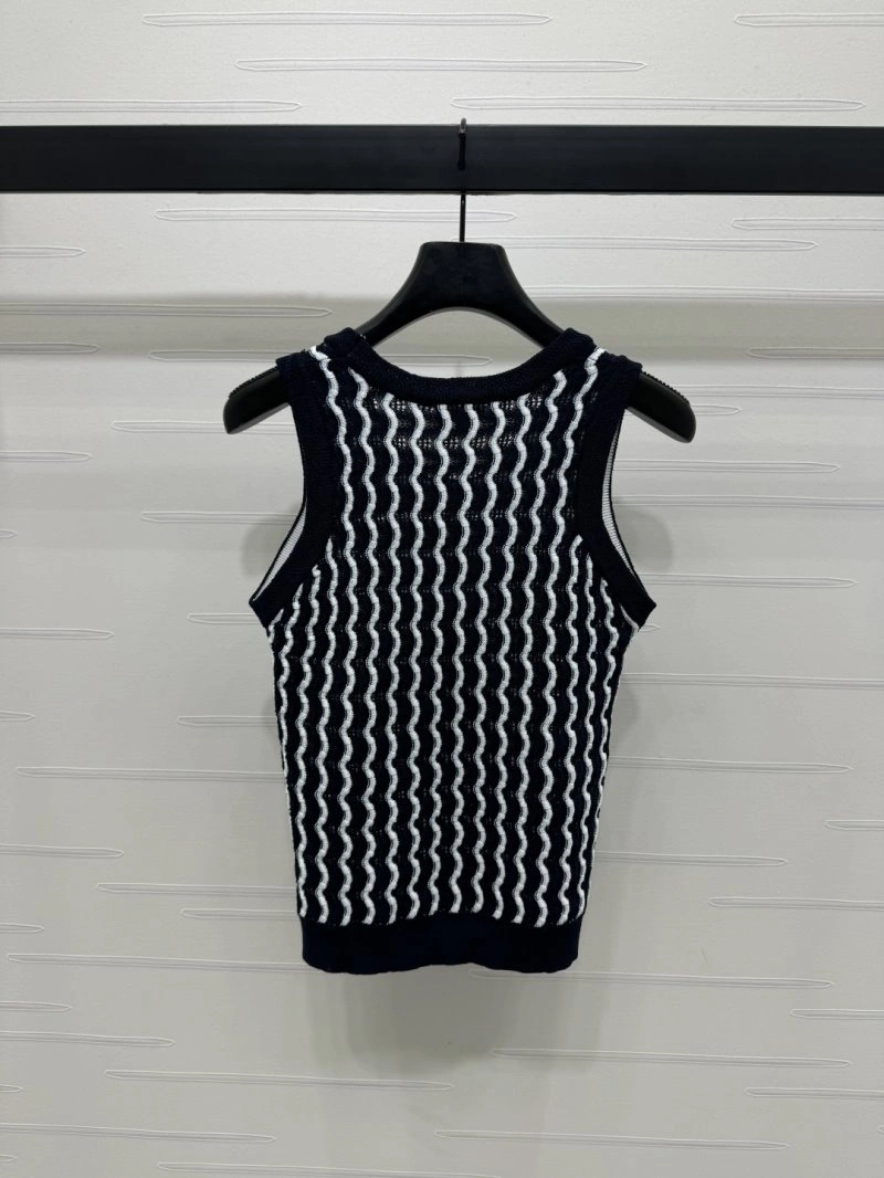 Cozy Chanel Vest 110104