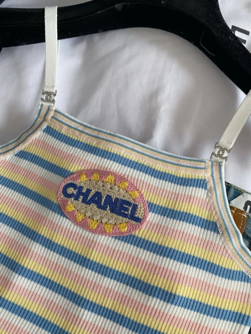 Sophisticated Chanel Vest 110084