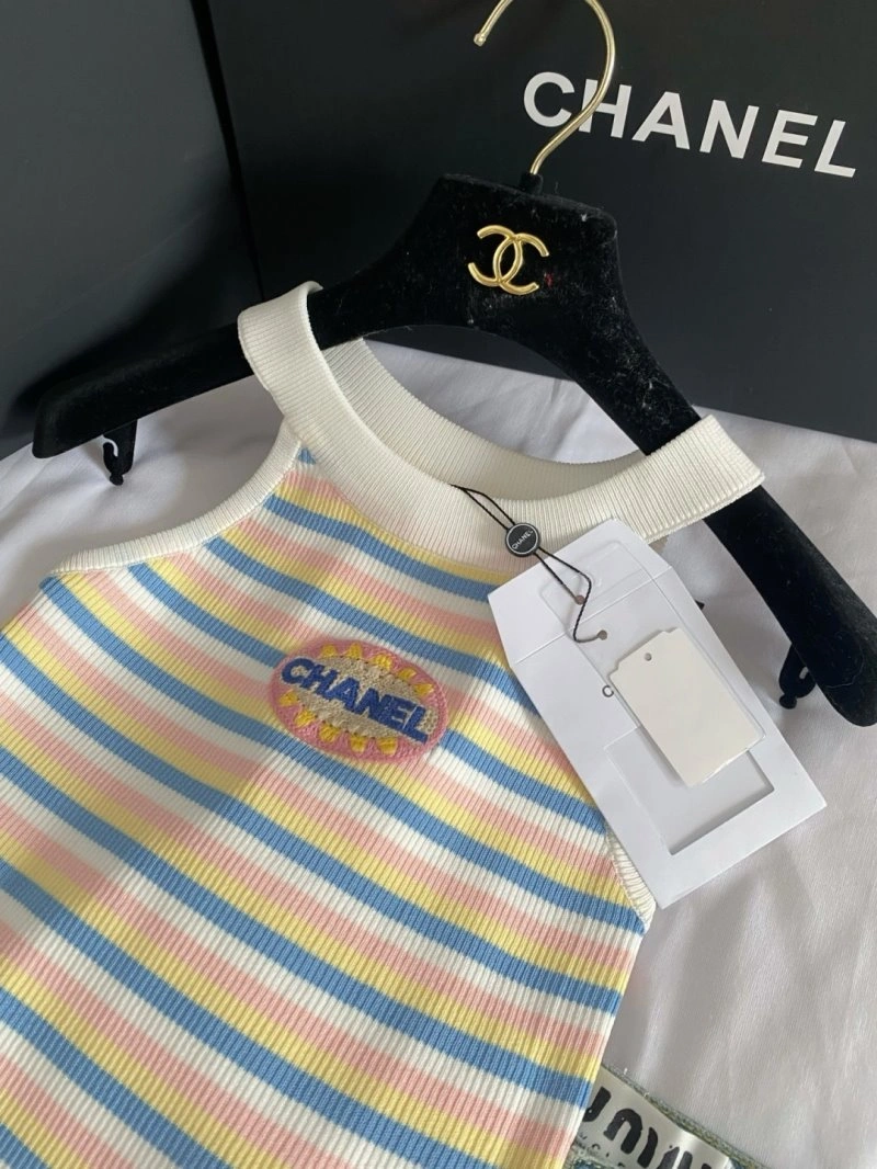 Chanel Vest Refined 110097