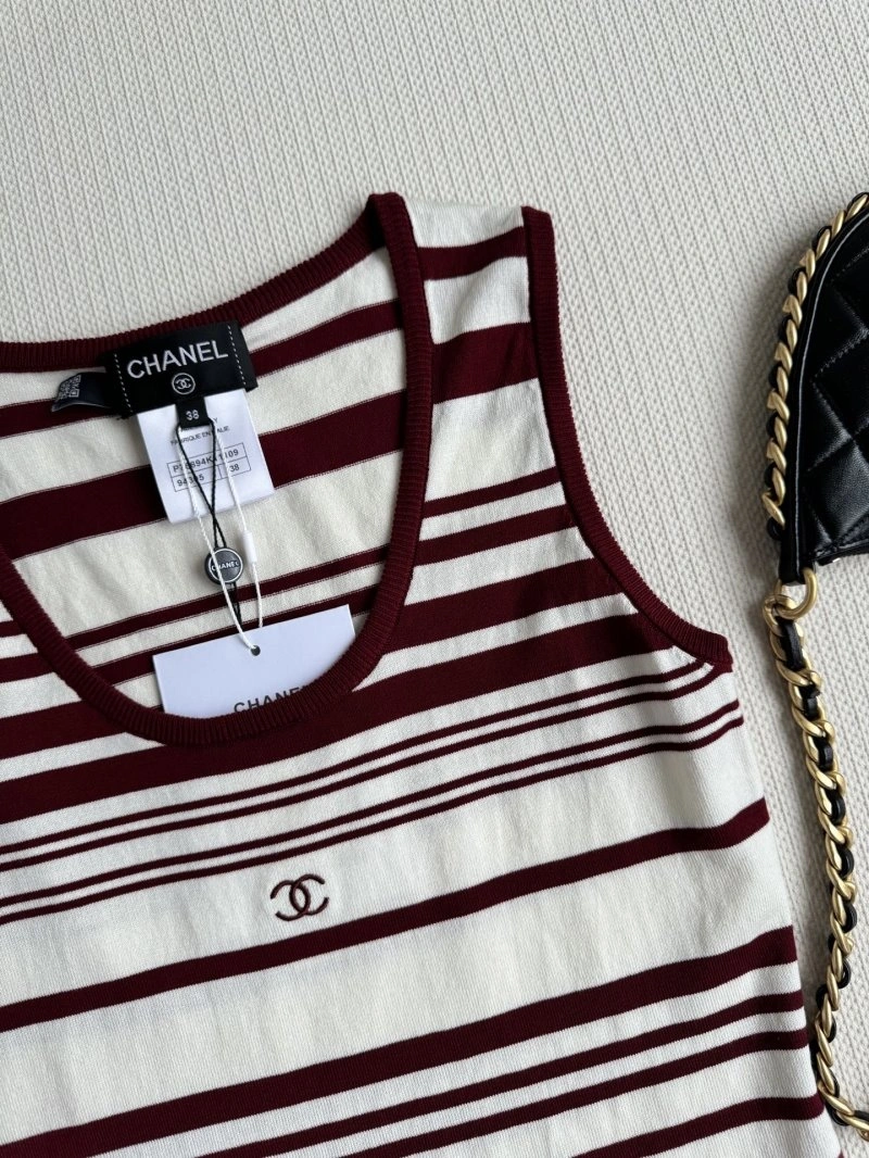 Chanel Vest Snug 110083