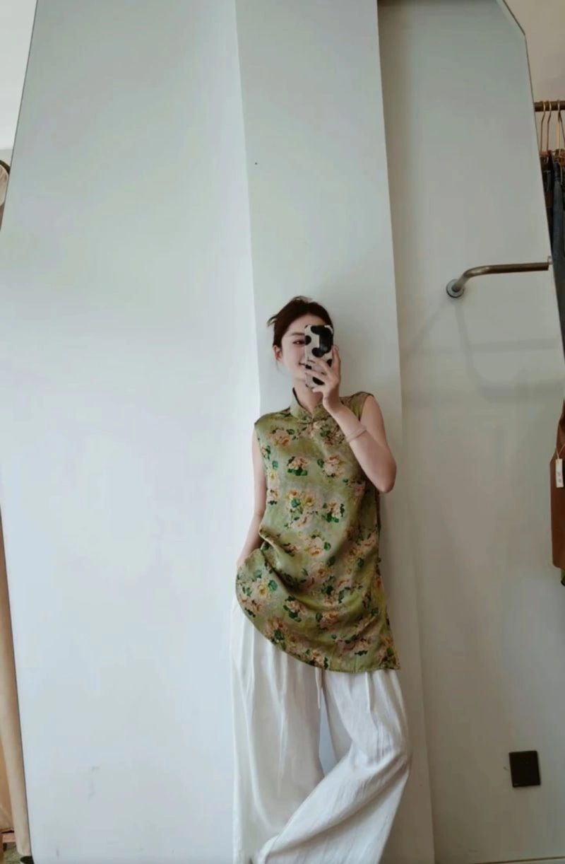 Functional Chanel Vest 110087