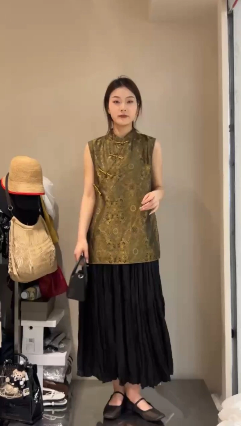 Chanel Vest Effortless 110075