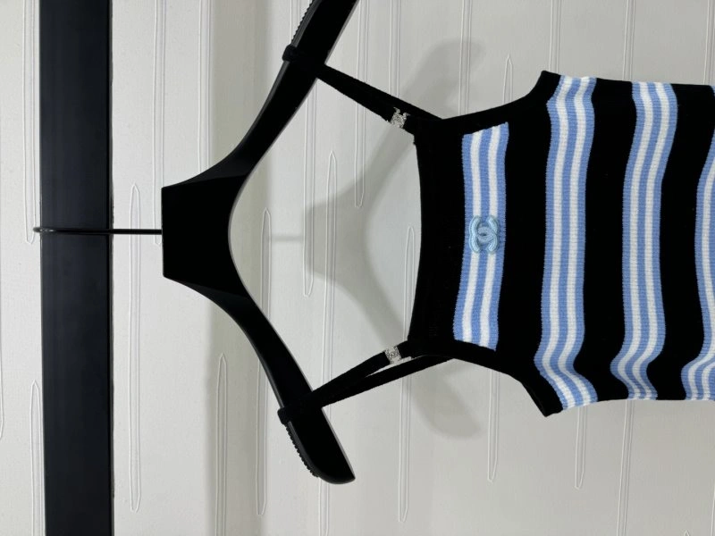 Chanel Vest Contemporary 110098