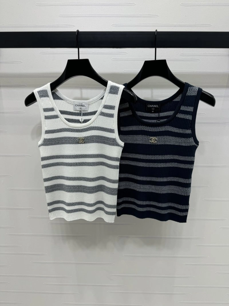 TechFriendly Chanel Vest 110096