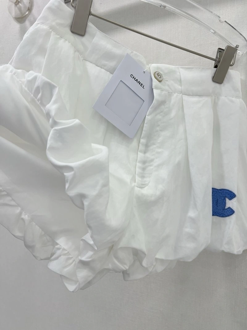 Supportive Chanel Vest 110078