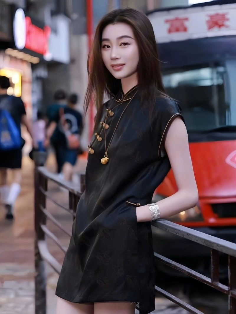 Original Chanel Vest 110069