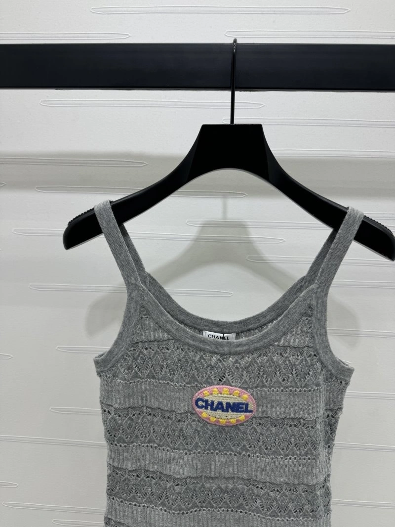 Lightweight Chanel Vest 110065