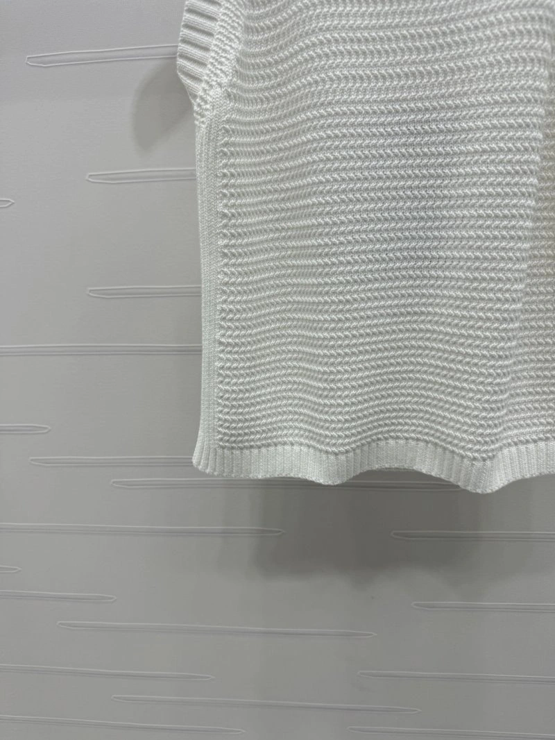 Chanel Vest Lightweight 110064