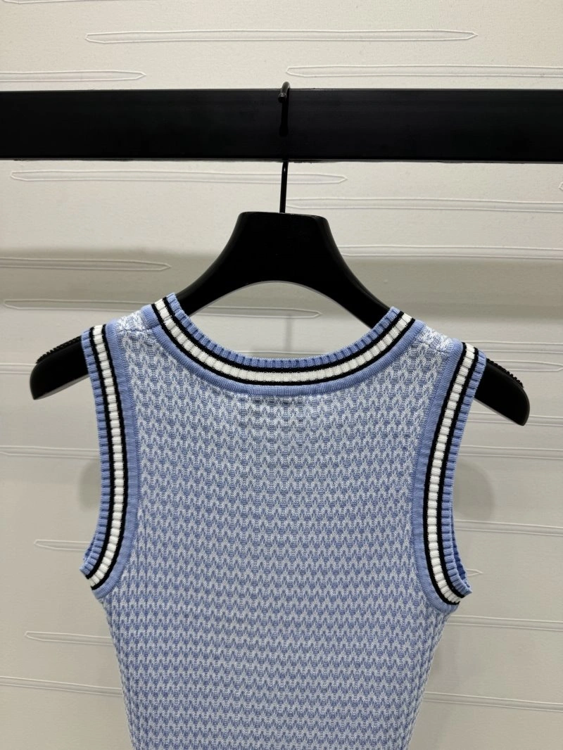 Chanel Vest Fashionable 110049