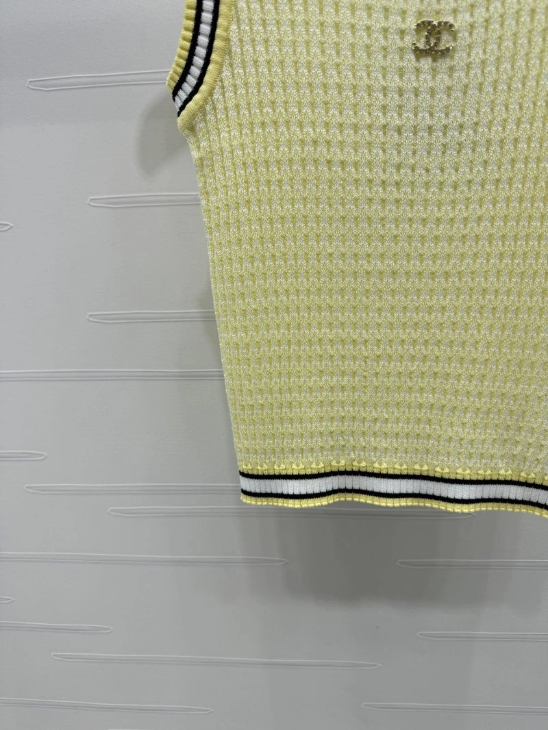 Chanel Vest Bold 110037
