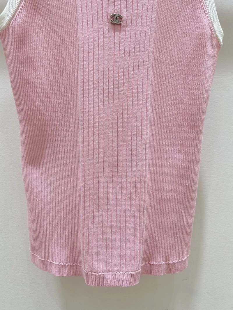 Bold Chanel Vest 110055