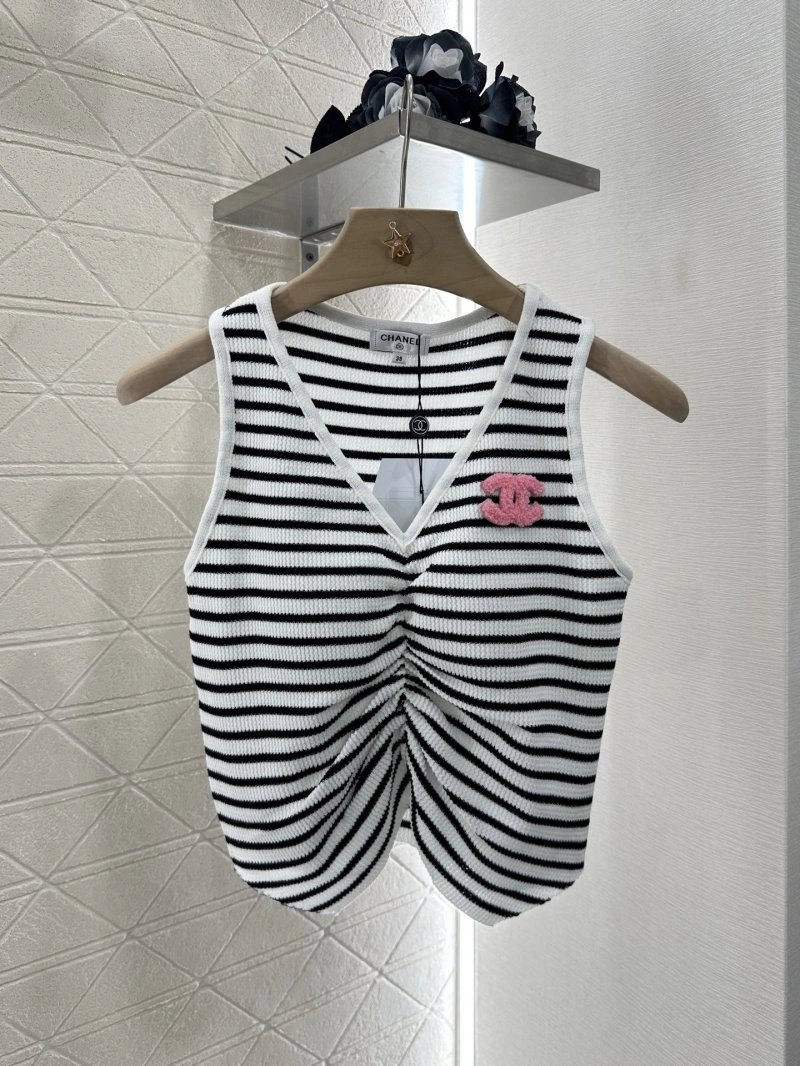 WrinkleFree Chanel Vest 110029