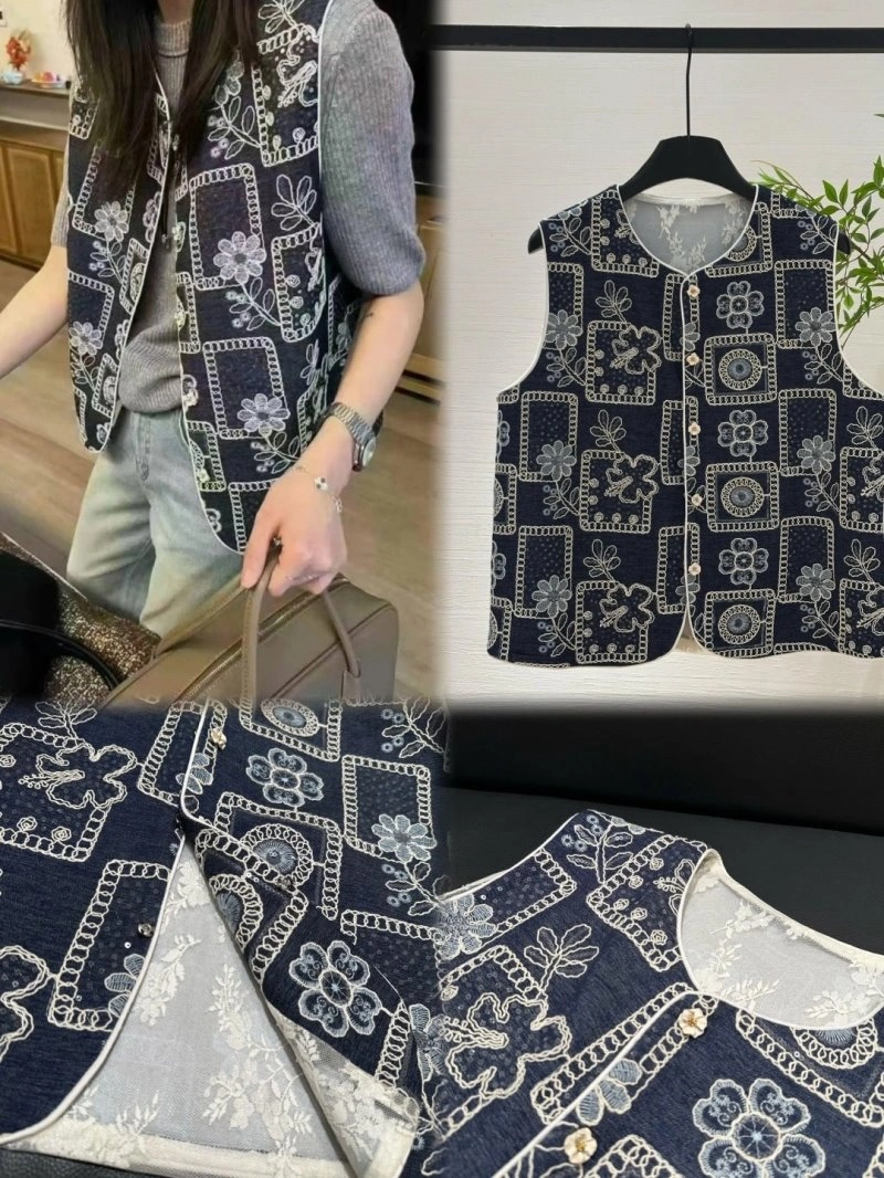 ZipUp Chanel Vest 110059