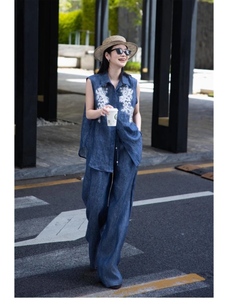 Unisex Chanel Vest 110032