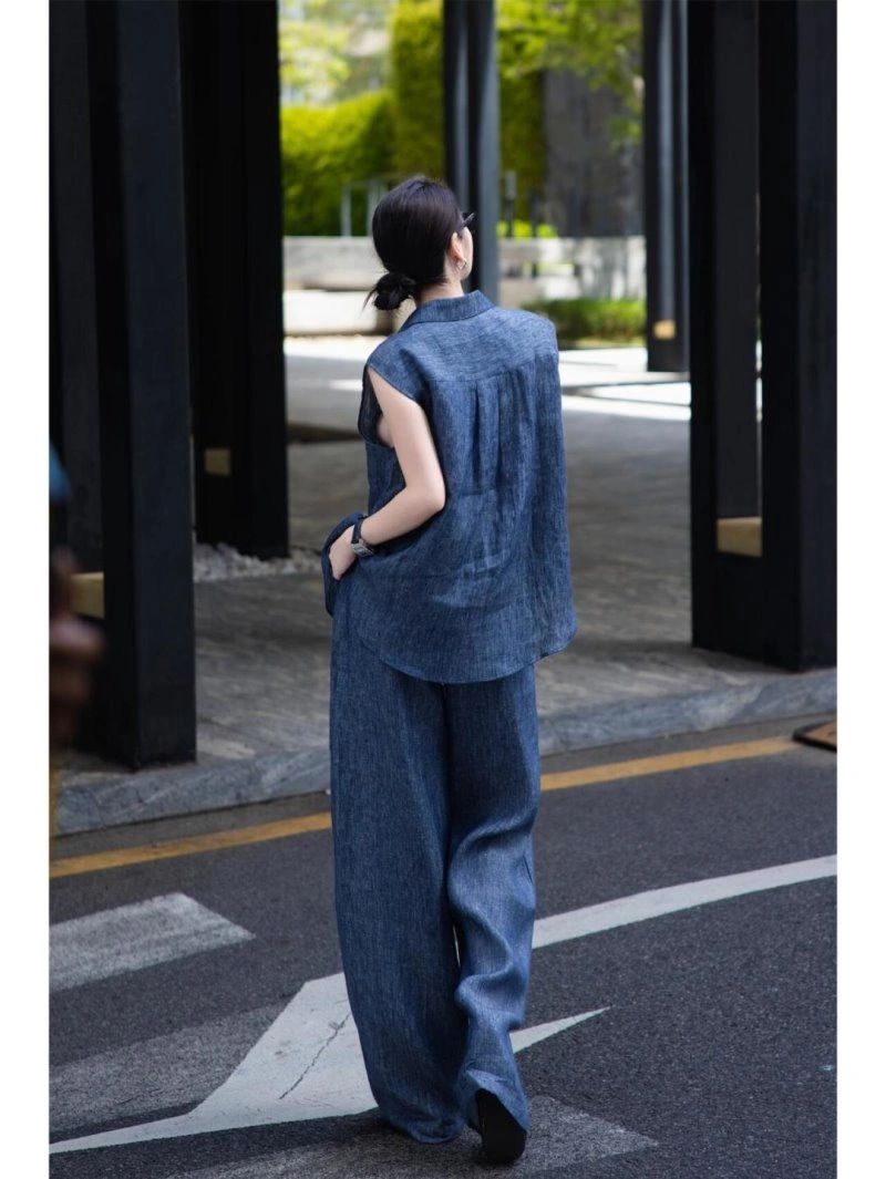 Unisex Chanel Vest 110032