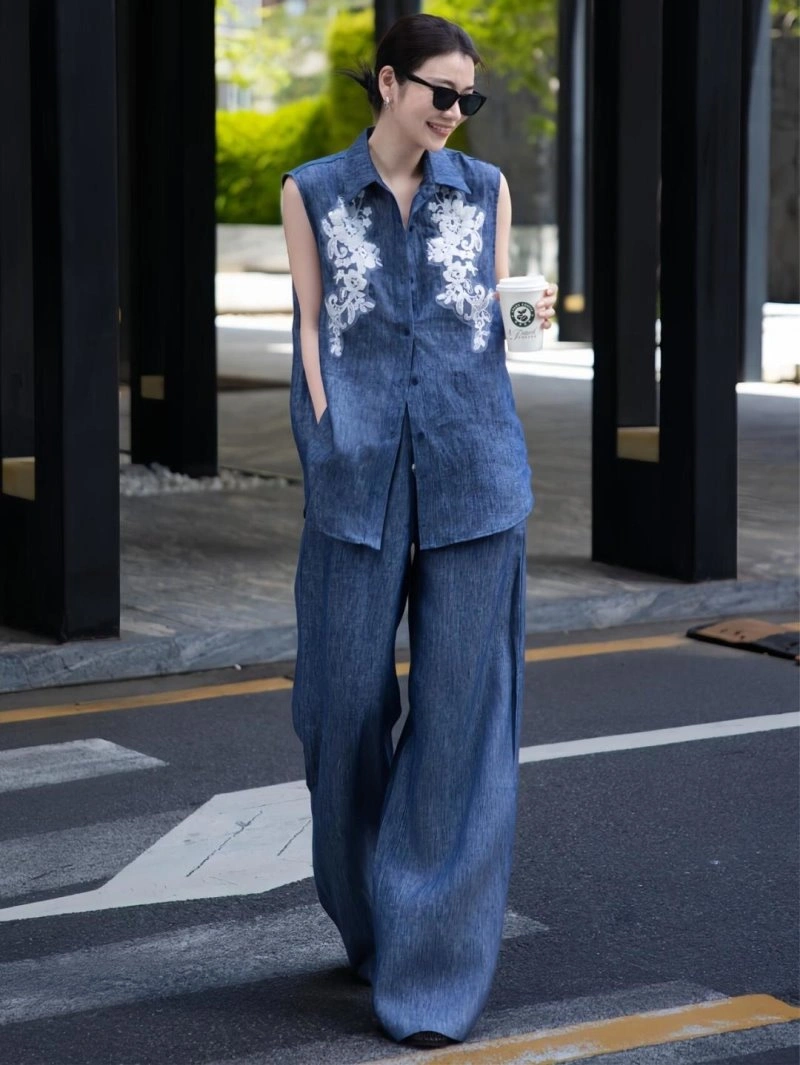 Unisex Chanel Vest 110032