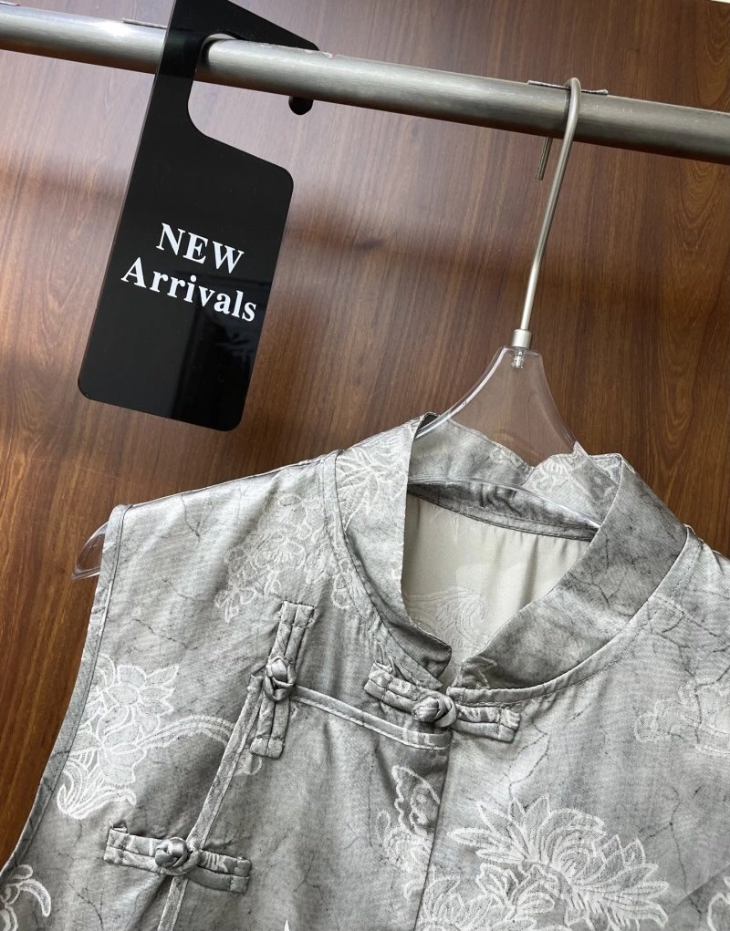 Chanel Vest GoAnywhere 110057