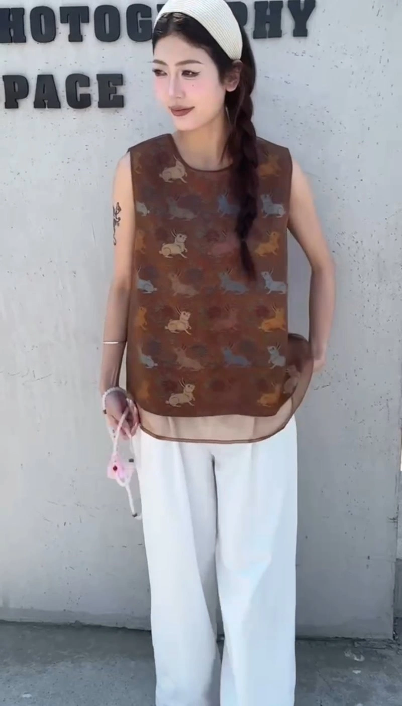 Chanel Vest FreshLook 110026
