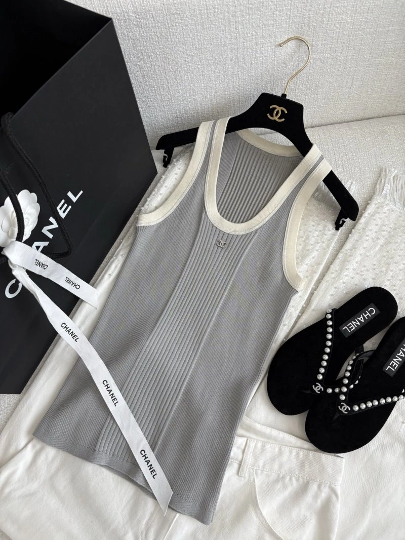 Sleek Chanel Vest 109991