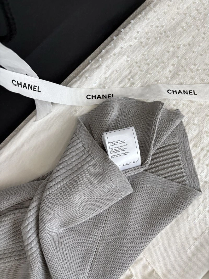 Sleek Chanel Vest 109991