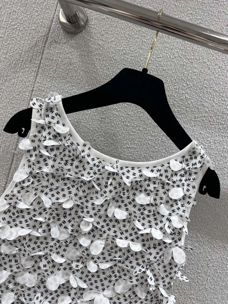 EyeCatching Chanel Vest 109993