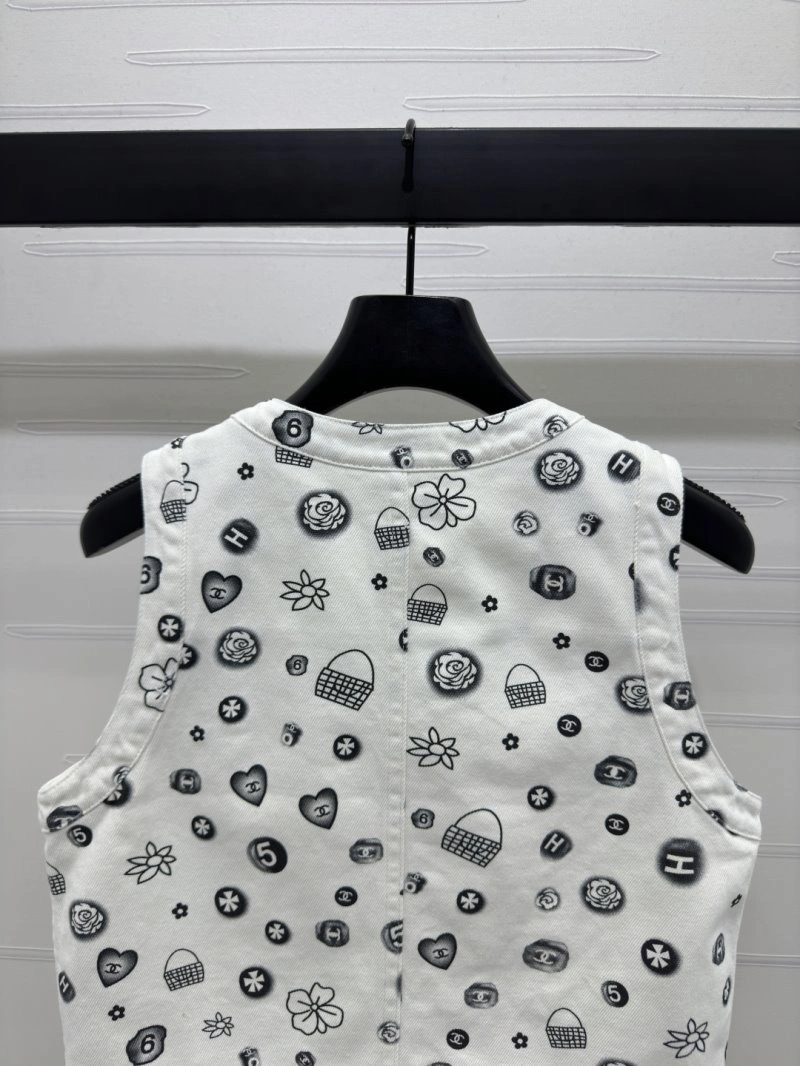 Chanel Vest Lightweight 110015