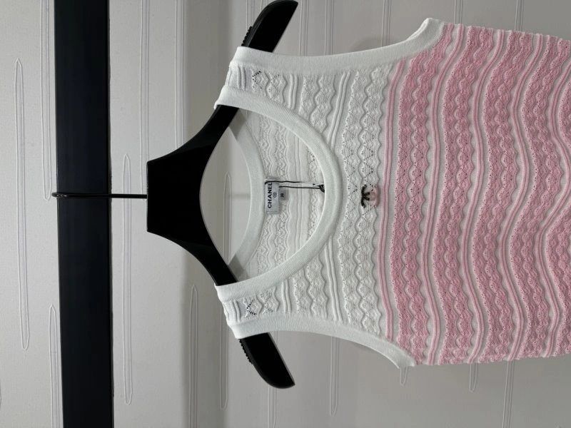 Chanel Vest Sleek 110000
