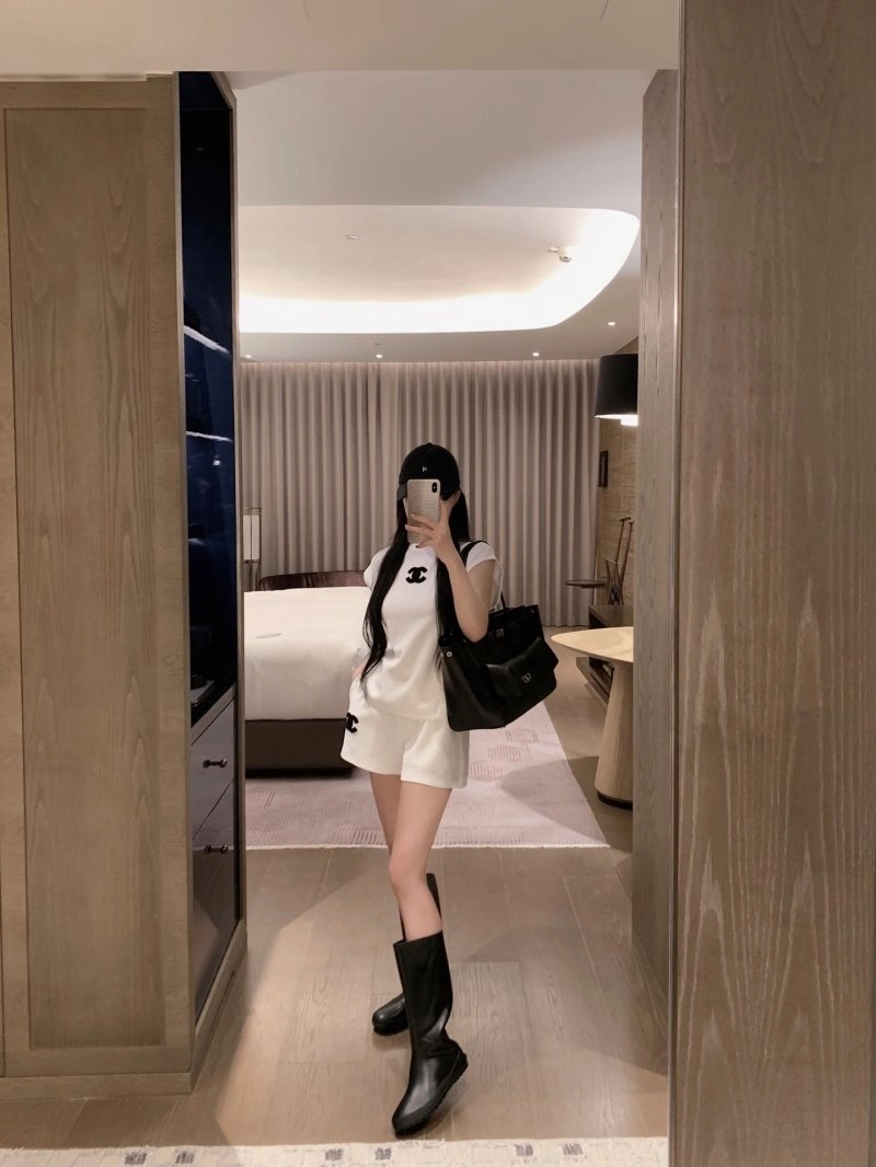 Chanel Vest Attractive 110009