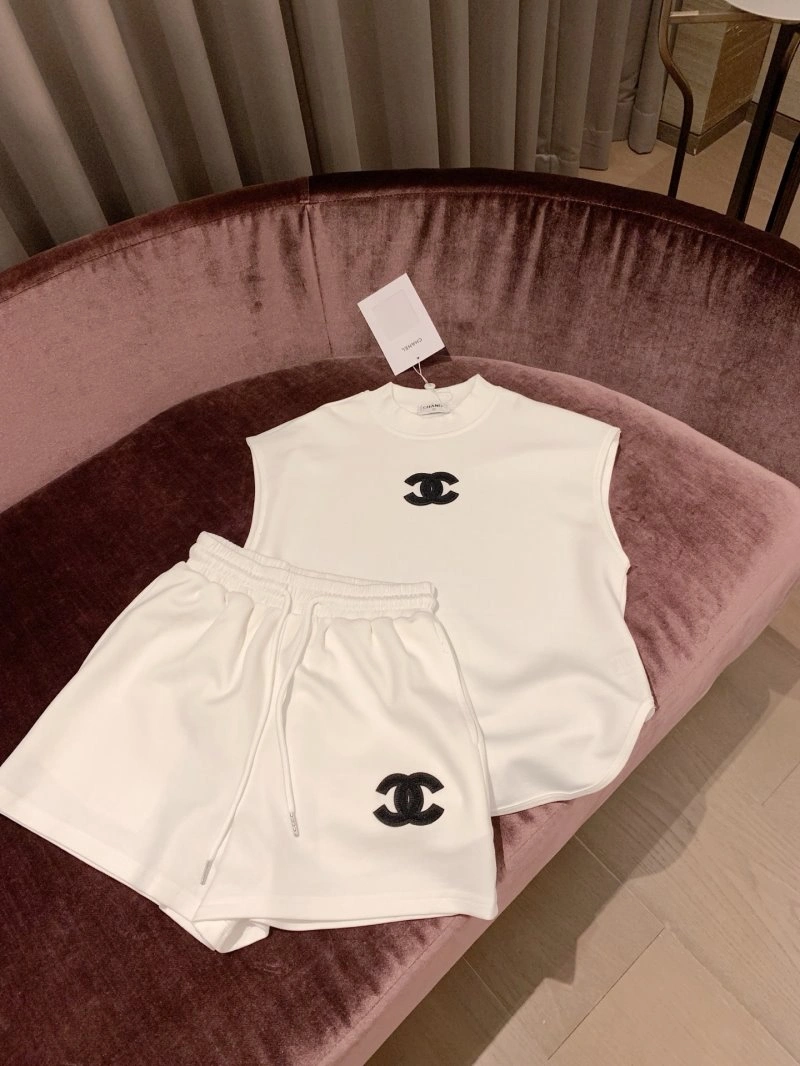Chanel Vest Attractive 110009