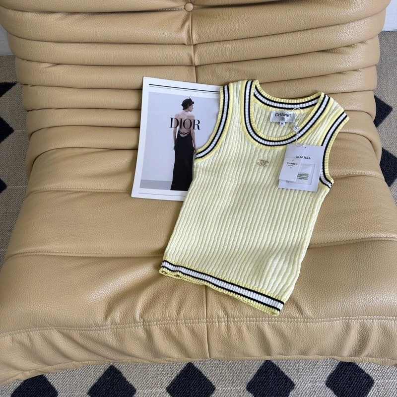 Chanel Vest Sleek 110017