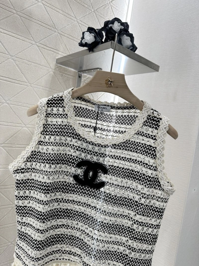 Chanel Vest Affordable 109947