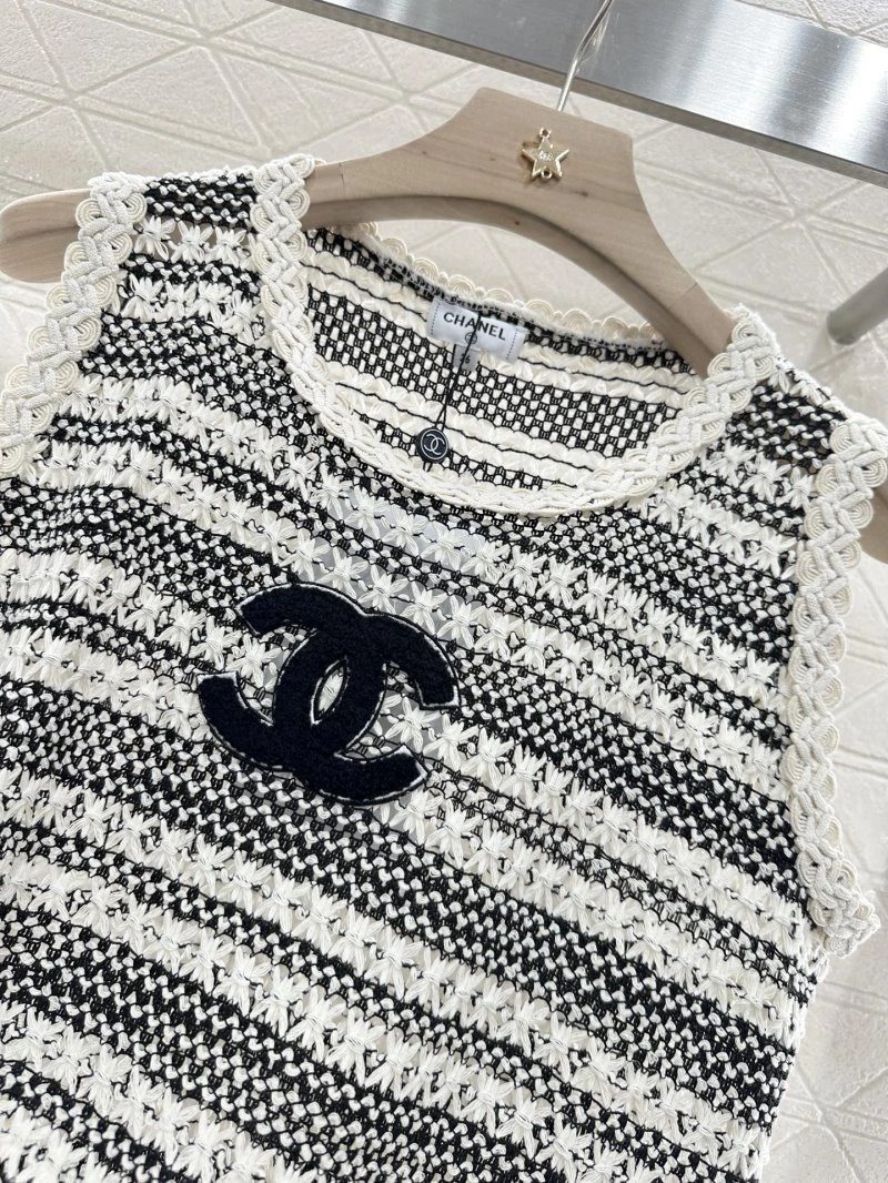 Chanel Vest Affordable 109947