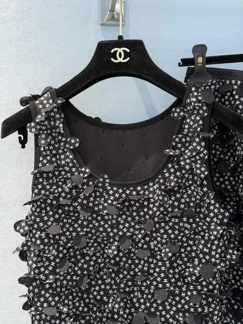 Resilient Chanel Vest 109952