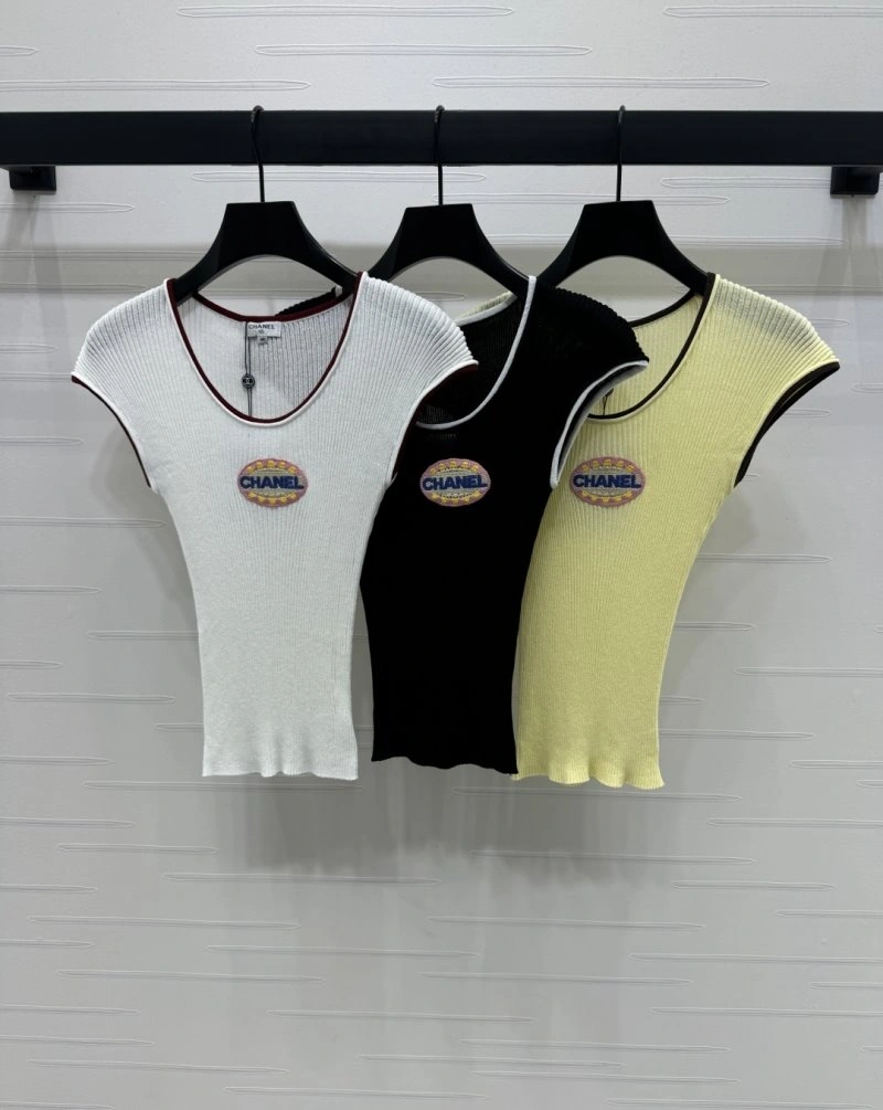 Durable Chanel Vest 109957