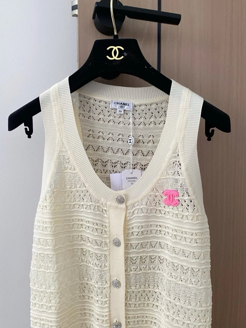 Chanel Vest Lightweight 109973
