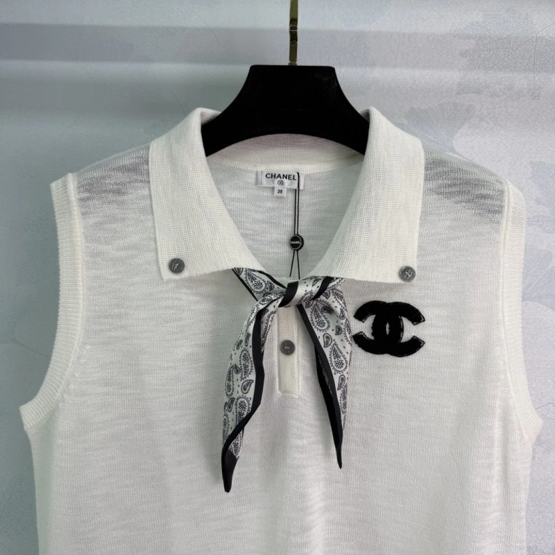 Chanel Vest Contemporary 109950
