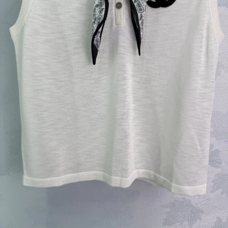 Chanel Vest Contemporary 109950