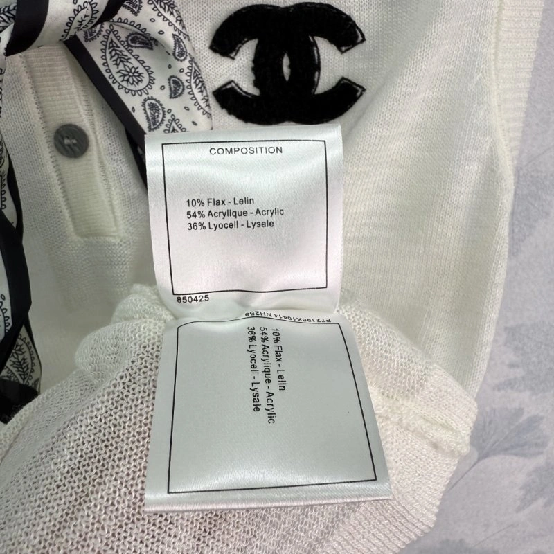 Chanel Vest Contemporary 109950