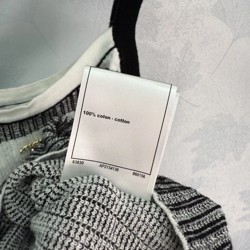 Lightweight Chanel Vest 109962