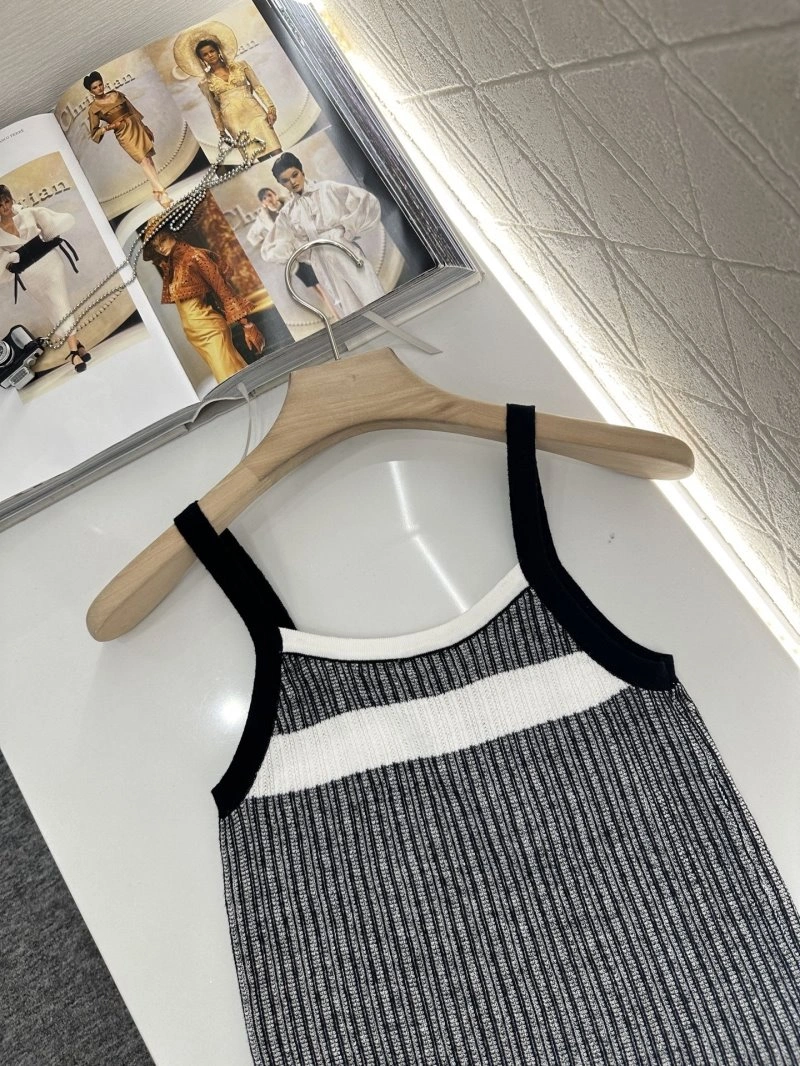 Chanel Vest Stretchable 109946