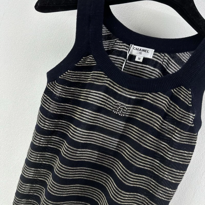 Effortless Chanel Vest 107749
