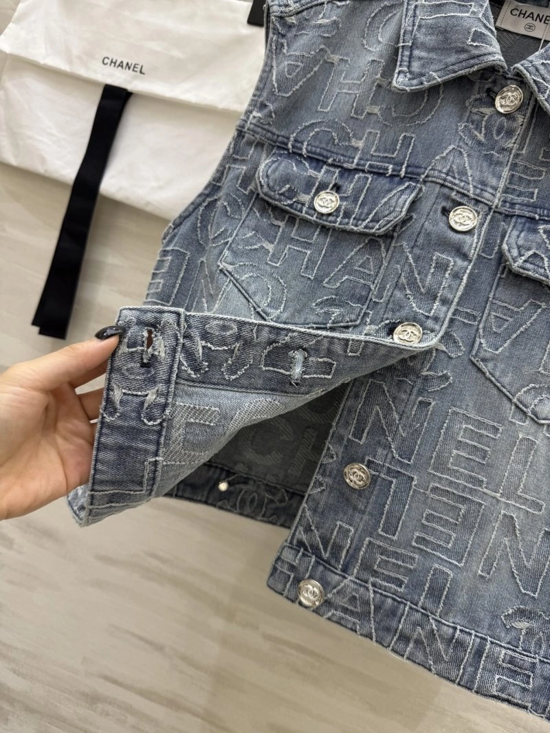 Unisex Chanel Vest 107764