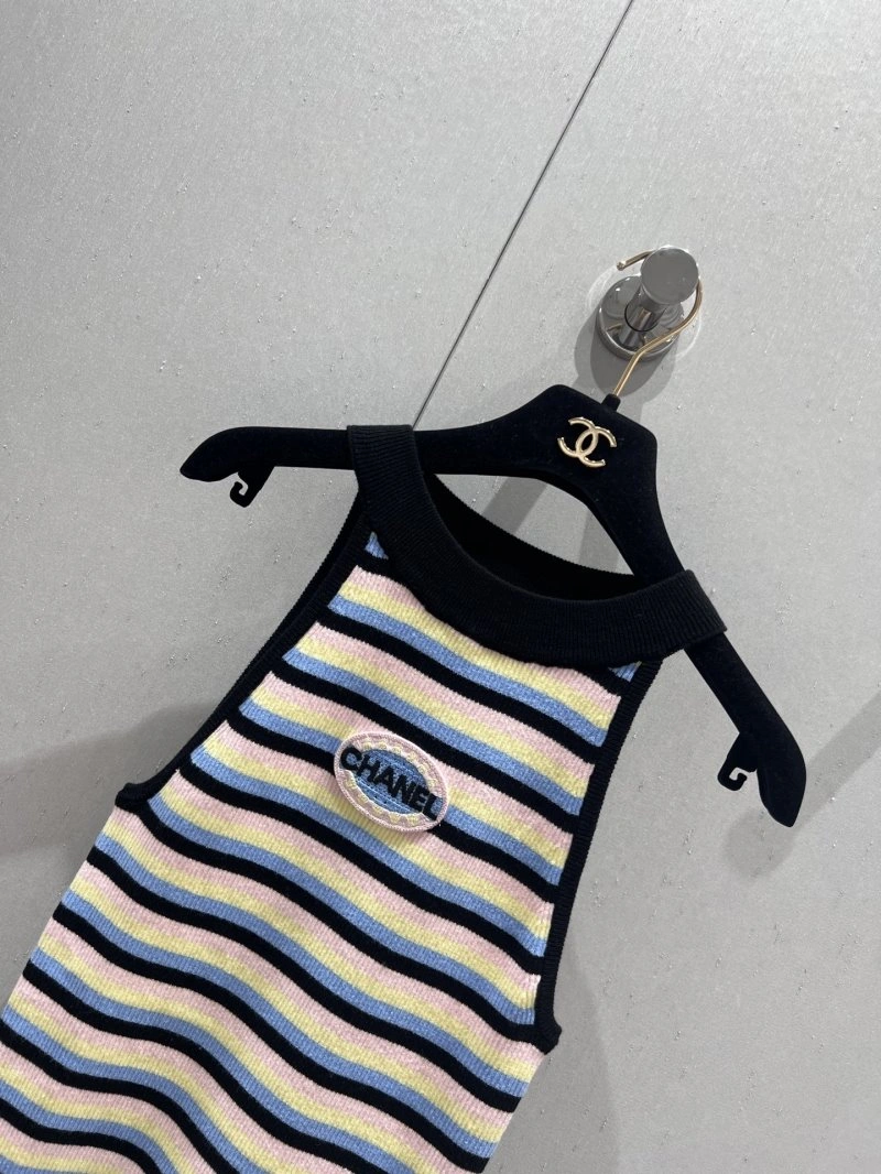 Lightweight Chanel Vest 107768