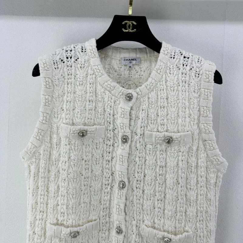 TechFriendly Chanel Vest 107744