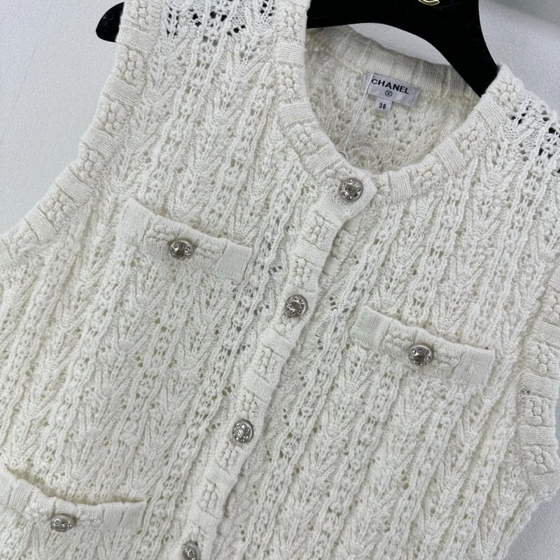 TechFriendly Chanel Vest 107744