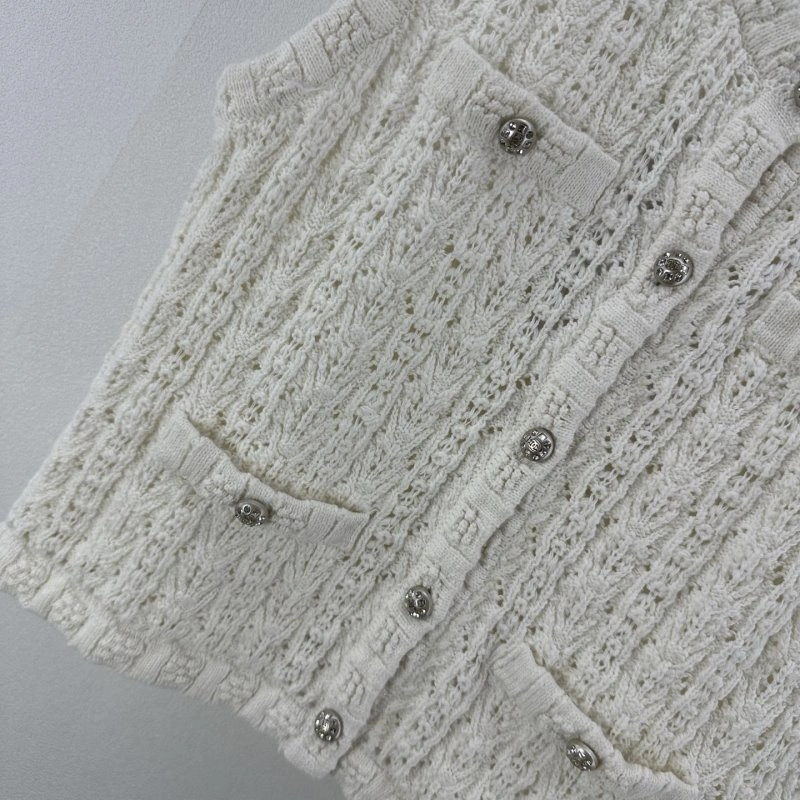TechFriendly Chanel Vest 107744